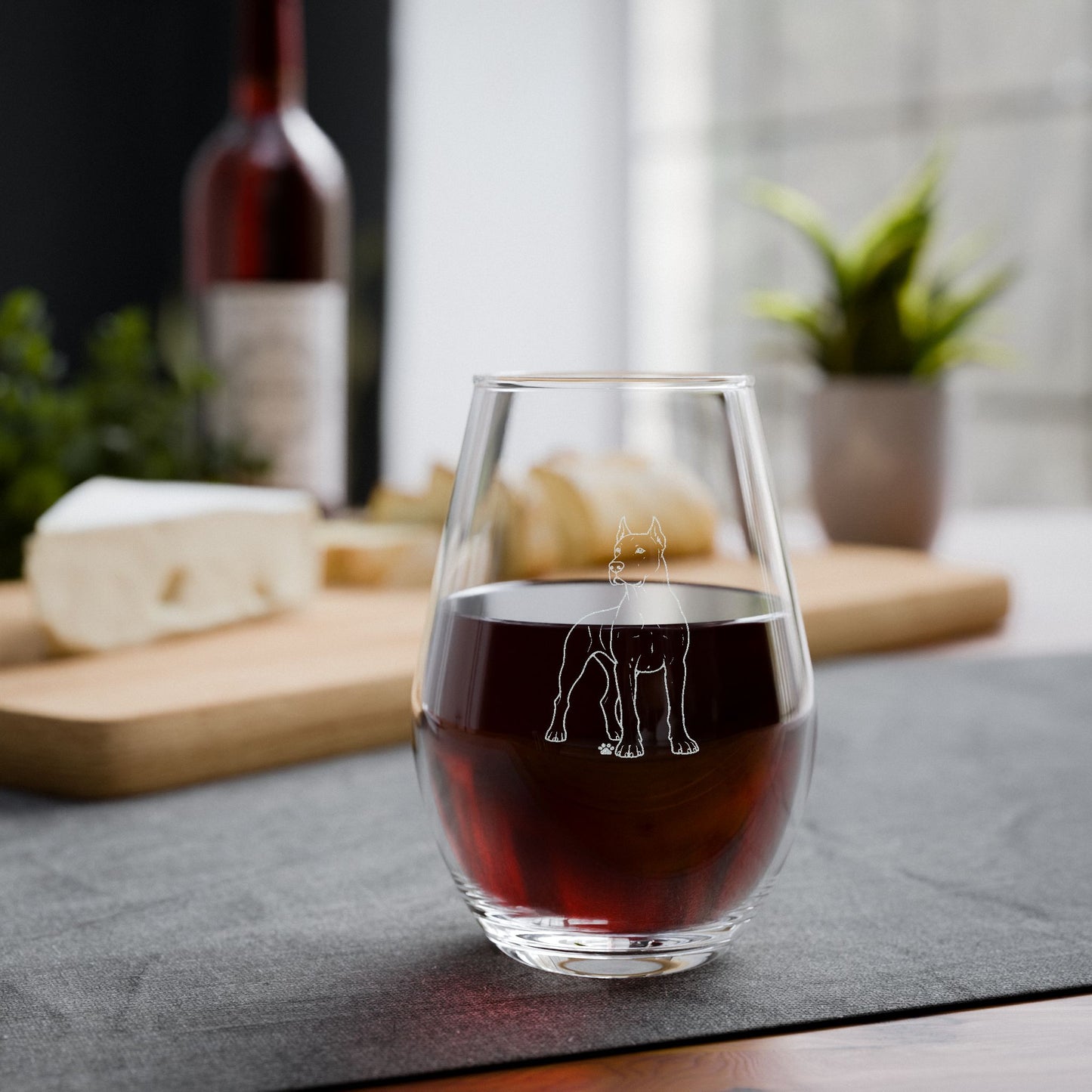 Great Dane Sketch and Serve Engraved Stemless Wineglass